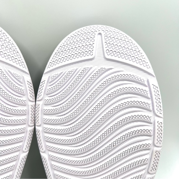 Clove Shoes Clove Black Holographic 222 Limited Edition Cl07